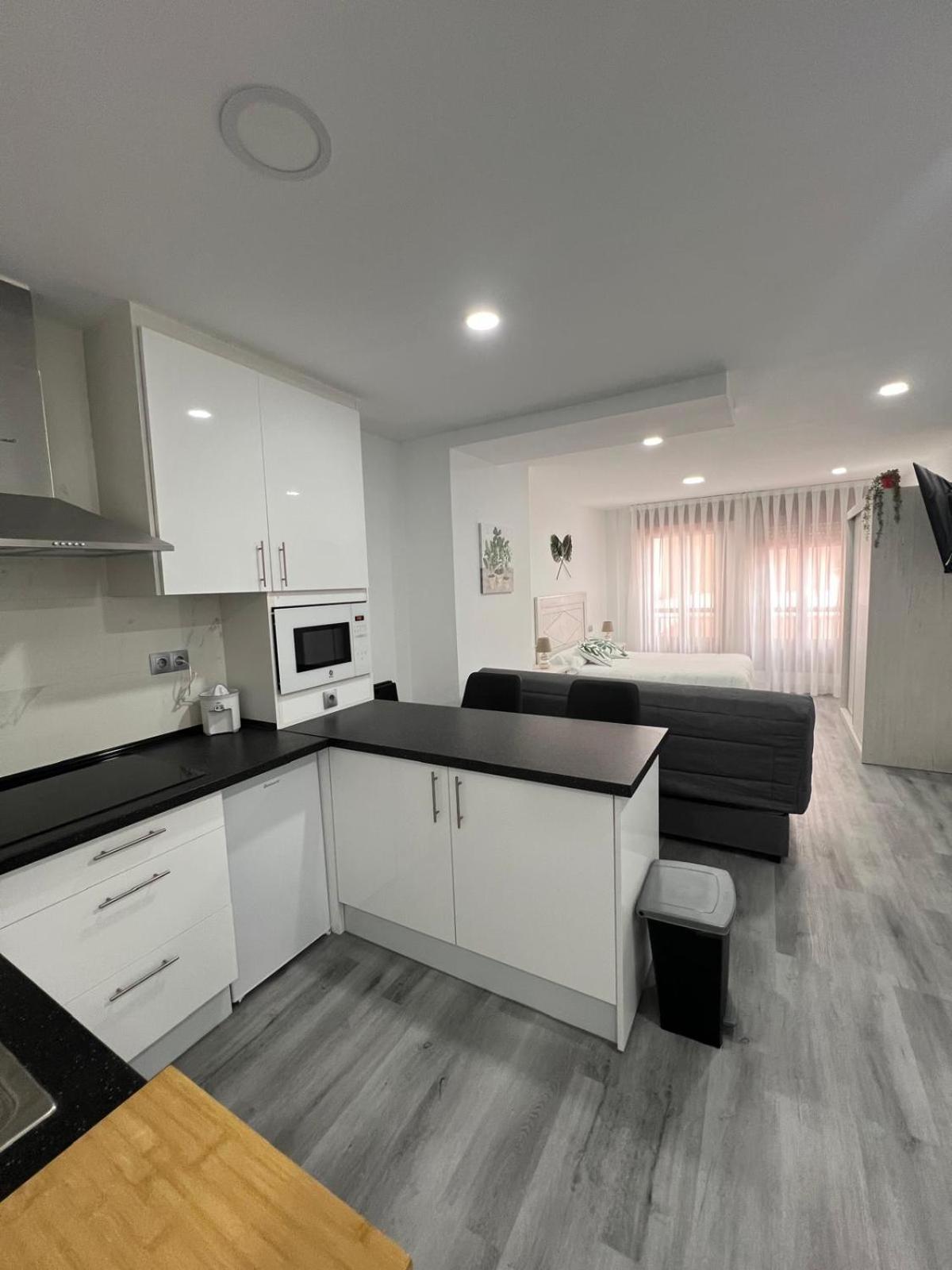 Rosal Central Studios Oviedo Ngoại thất bức ảnh