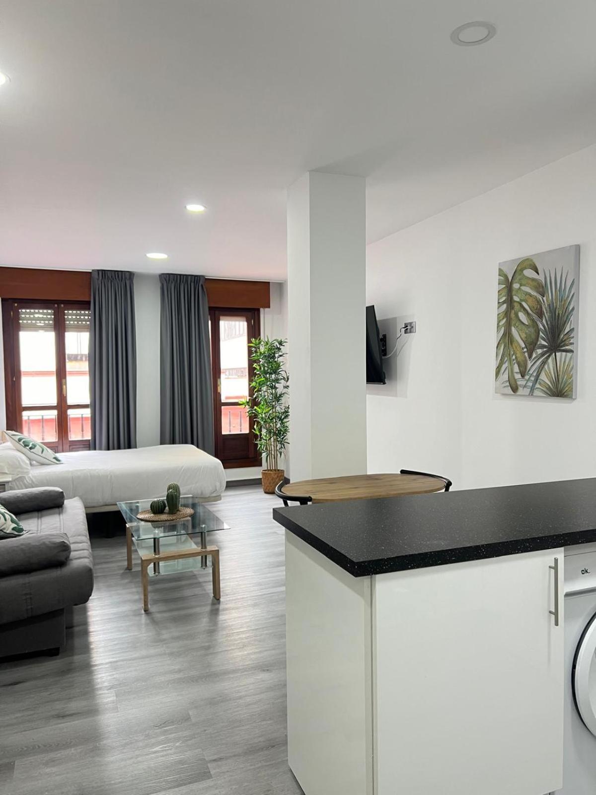 Rosal Central Studios Oviedo Ngoại thất bức ảnh