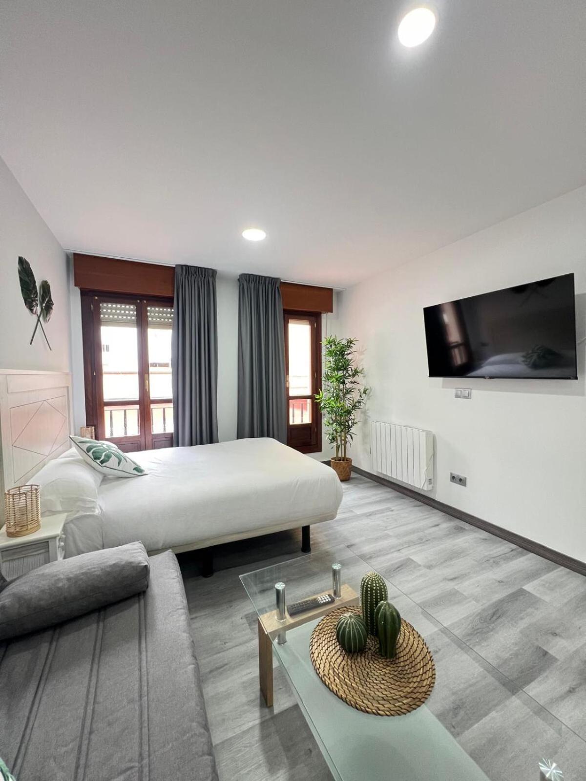 Rosal Central Studios Oviedo Ngoại thất bức ảnh